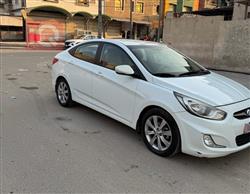 هیوندای ئەکسنت